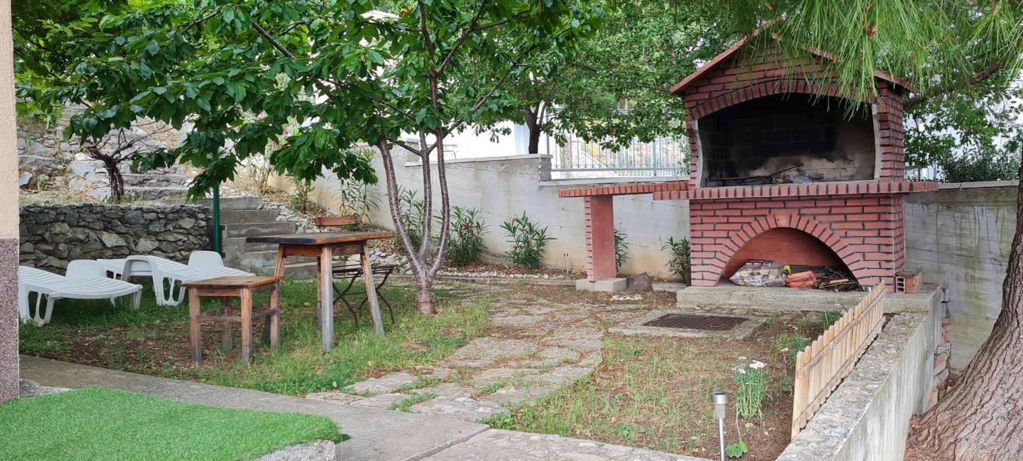 Charismatic Garden Cottage With Sea View 로크바 로고즈니차 외부 사진